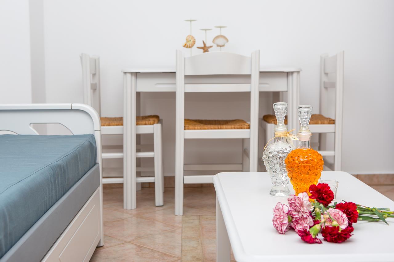 Golden Bay Lejlighedshotel Agios Prokopios  Eksteriør billede